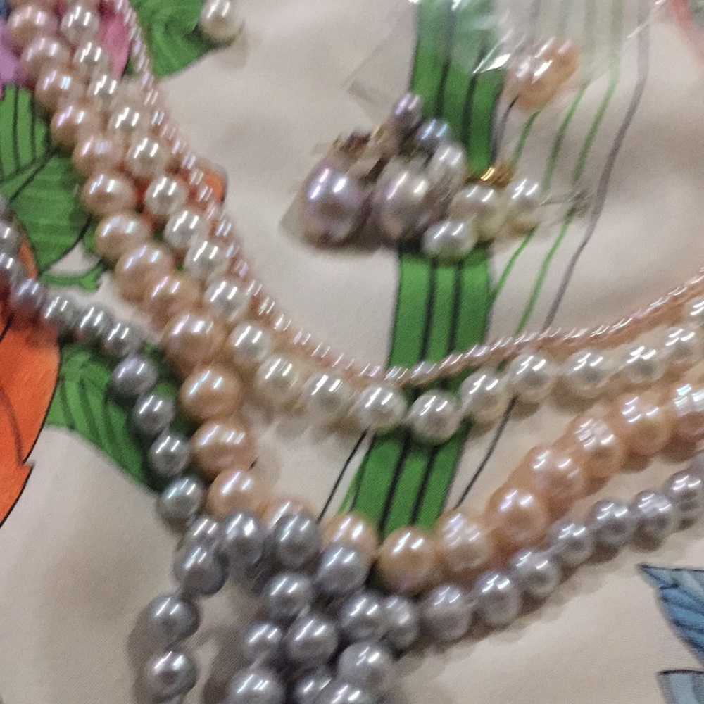 Pearls - Picture 6 of 8